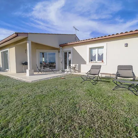 Le Clos Du Barrau Hébergement de vacances *